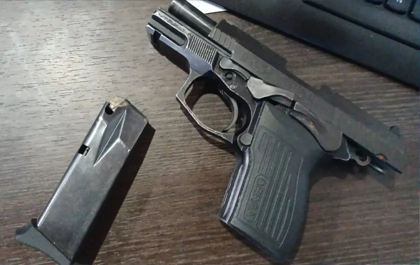 Arma secuestrada.