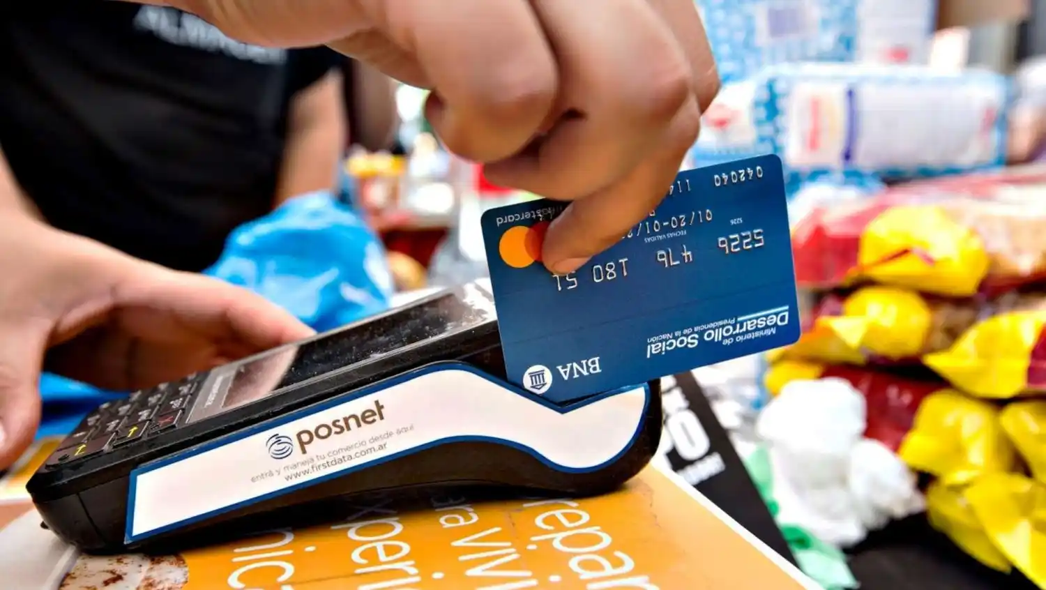 Aumentaron un 50% los fondos de la tarjeta Alimentar 