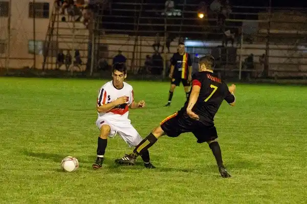 Insólita programación de la Copa Gualeguaychú: 3 partidos en una noche