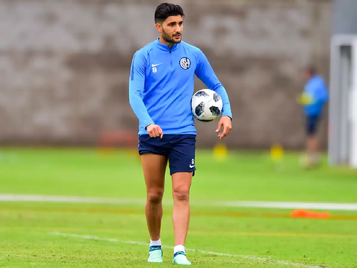 Blandi entrenó a la par de sus compañeros