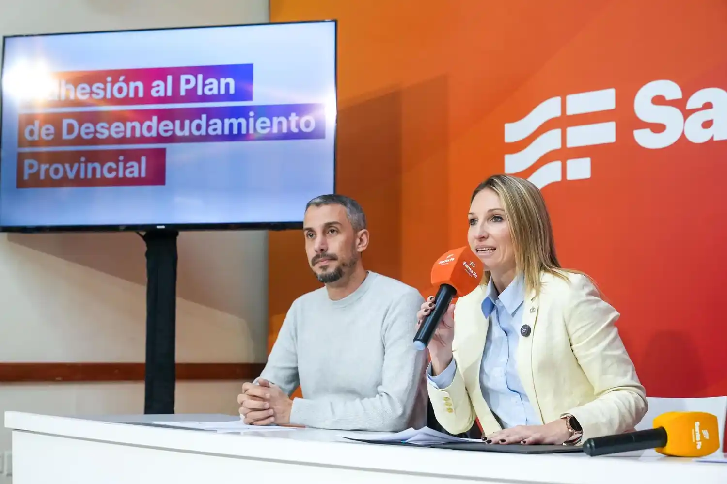 Provincia presentó detalles del Plan de Desendeudamiento