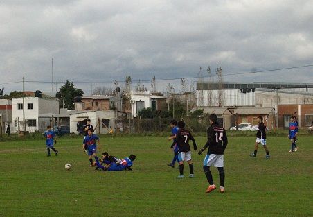 Hoy se juega la octava fecha del Infanto-Juvenil: canchas y horarios 