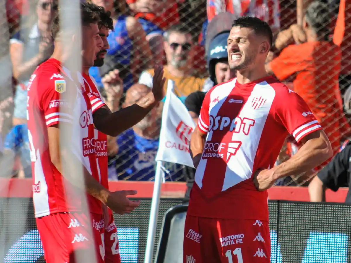 Unión goleó a Atlético Tucumán gracias a García