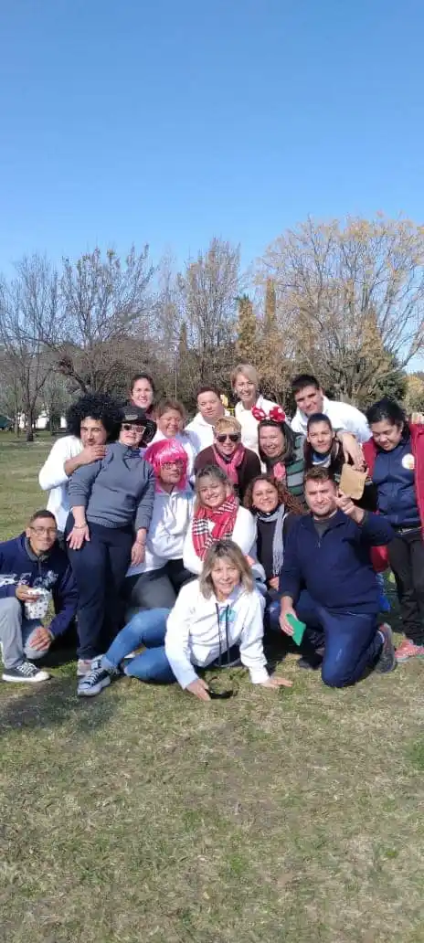 A M Discapacidad Galarza: Día del Amigo