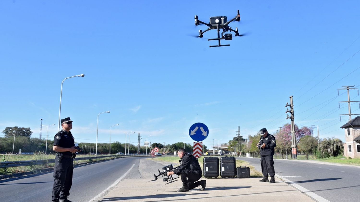 Los drones realizan controles sobre la Avenida Circunvalación de la ciudad de Rosario.