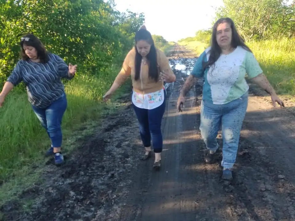 Docentes rurales: entre el barro y la vocación, un camino hacia el futuro
