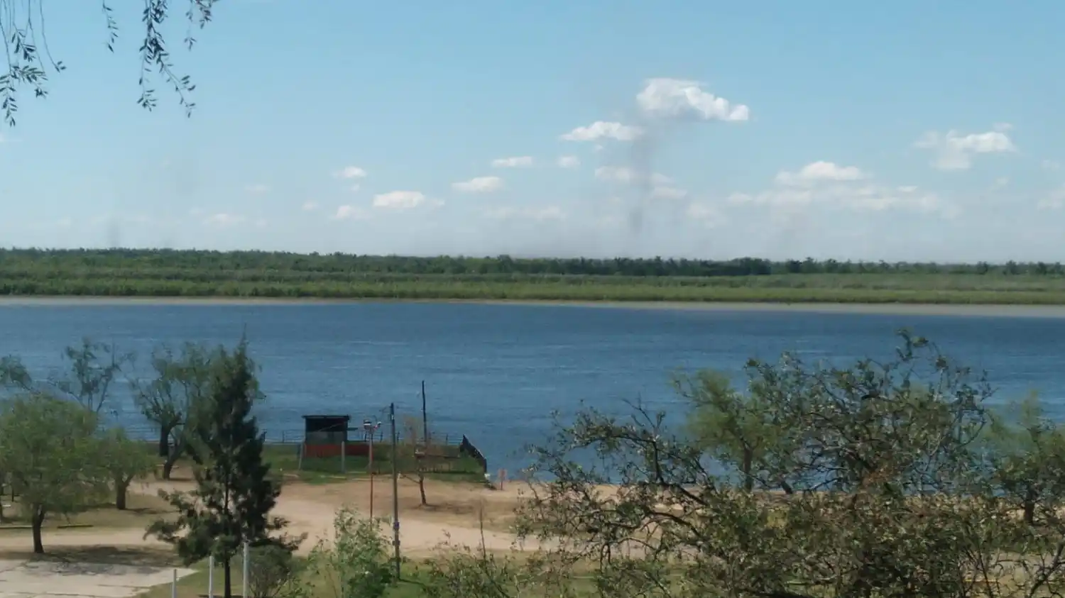 Farer rechaza una nueva legislación sobre humedales y afirma que “las normas para restablecer el orden ya están escritas”