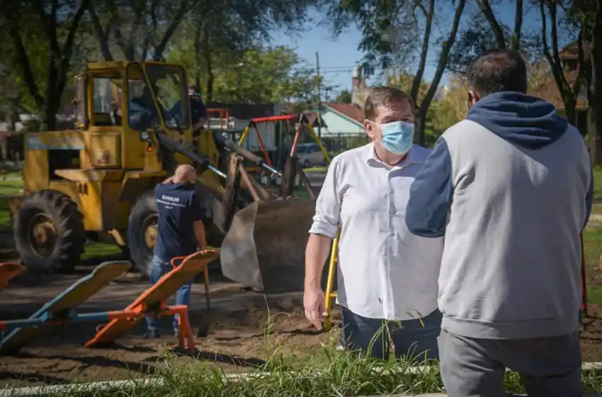 Realizan arreglos en los barrios Termas Huinco y Juramento