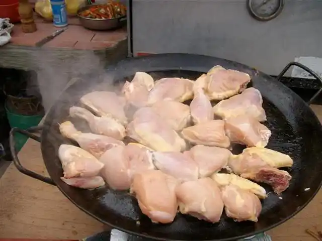 Concurso de cocineros Pollo al Disco en Hernández