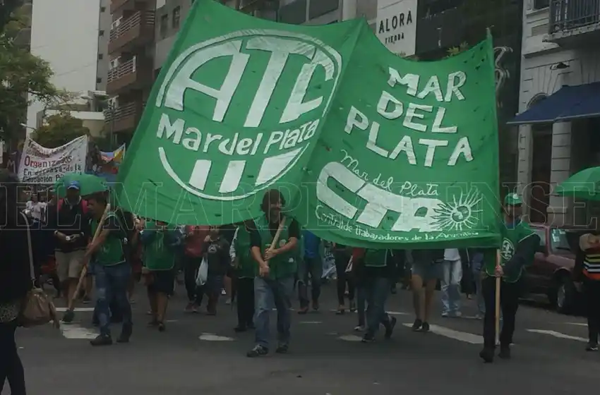 Estatales van a un paro con acampe en todo el país el 11 de abril