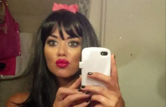 Karina Olga enojada con sus ex compañeros: "¿Por qué no me la fuman?"
