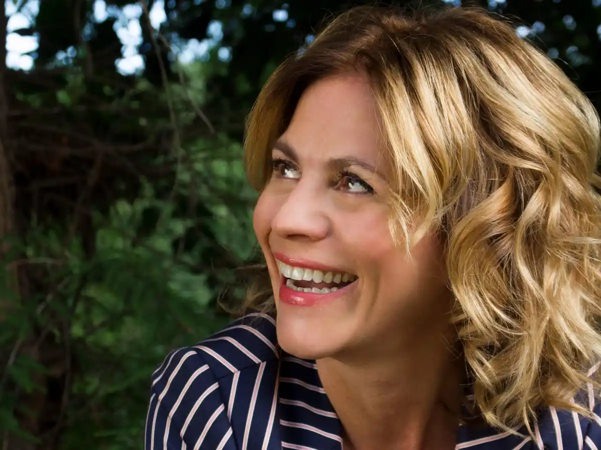 La cantante Marcela Morelo adoptó a tres hermanos