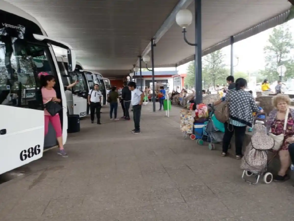 UTA anunció un paro nacional de 72 hora de colectivos de larga distancia