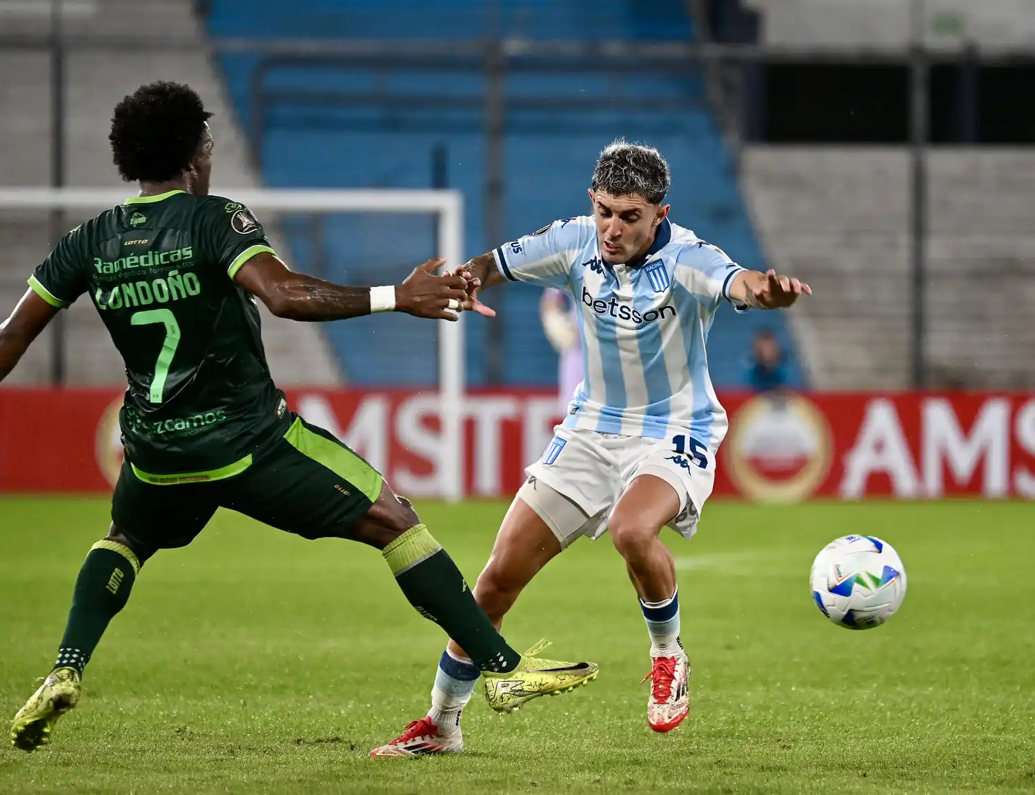 Londoño y Martirena, frente a frente.