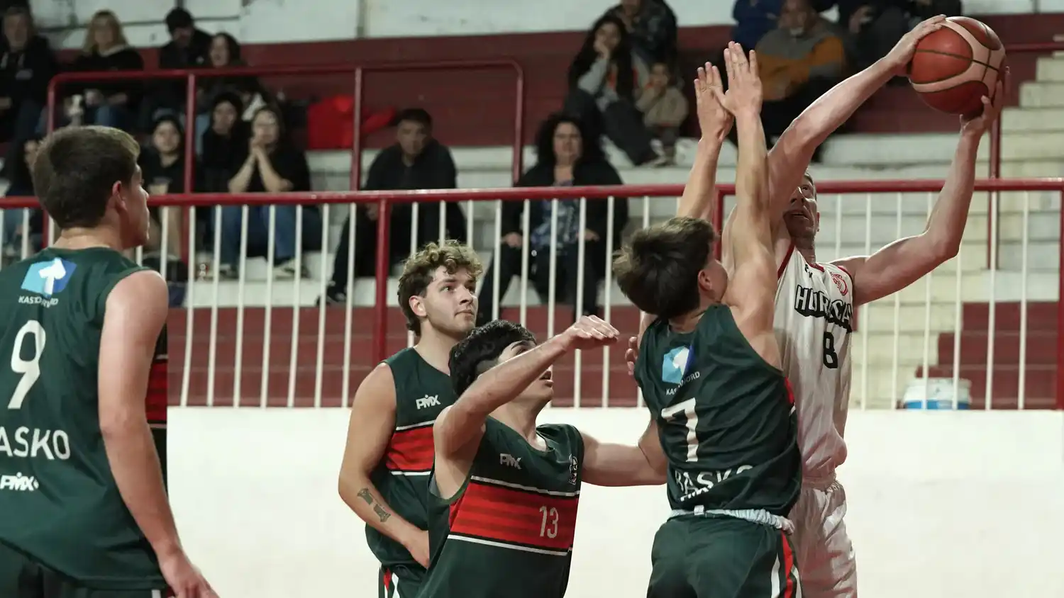 Huracán vs Centro Basko