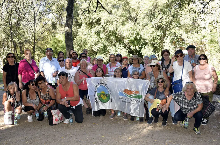 Contingente de adultos mayores realizó una excursión a Córdoba
