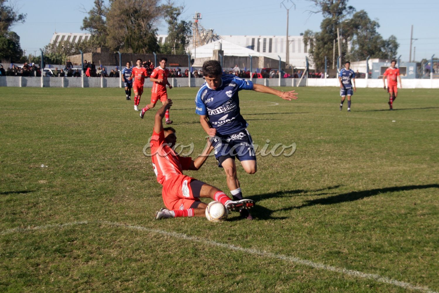 Ministerio dio vuelta un partidazo y venció 3-1 a Mataderos
