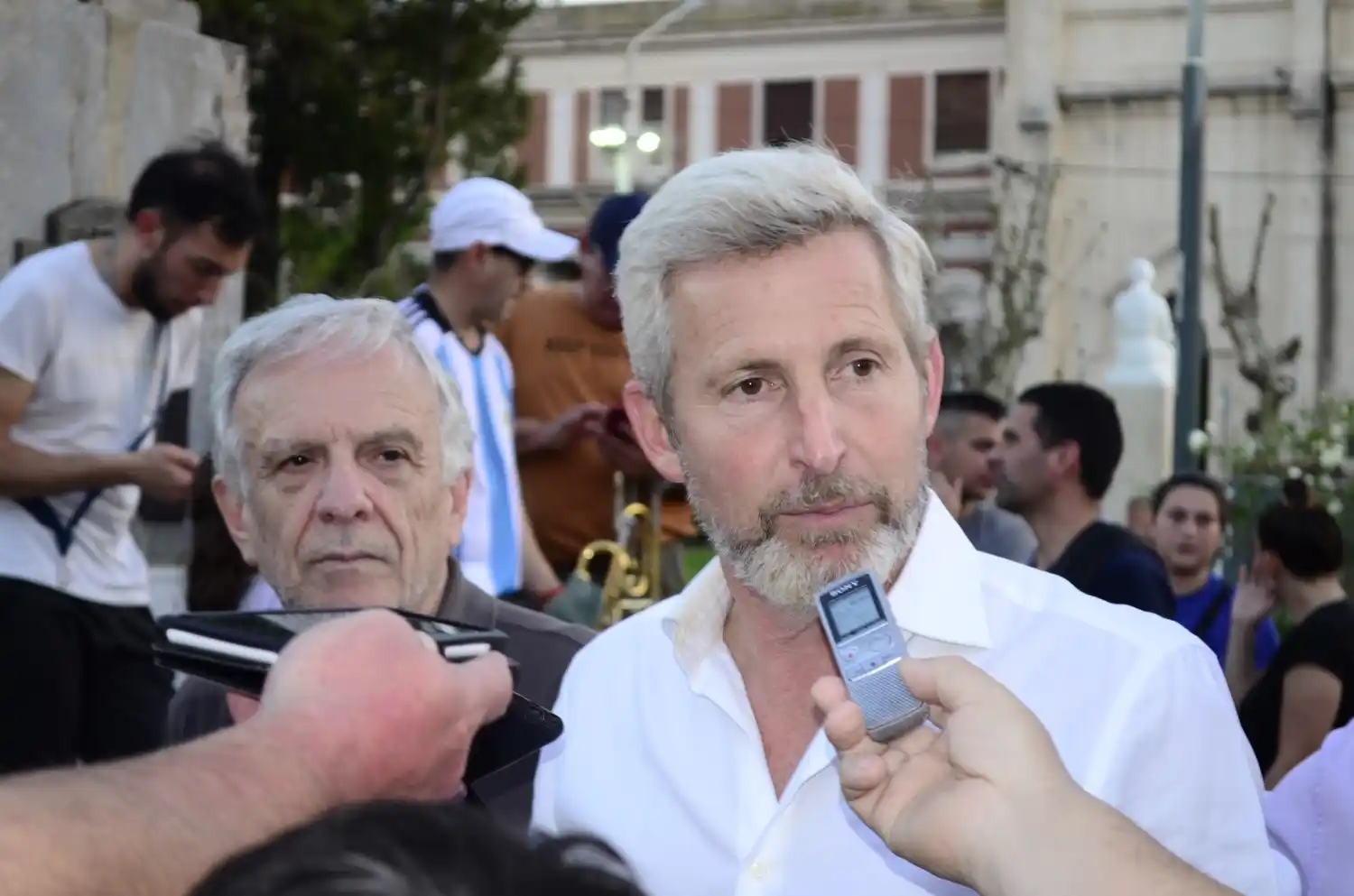 Frigerio cierra su campaña visitando los 17 departamentos de la provincia