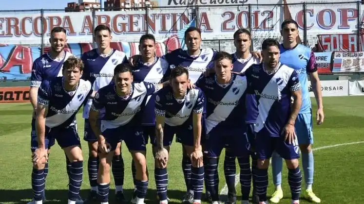 Alvarado descendió y volverá a cruzarse con Santamarina