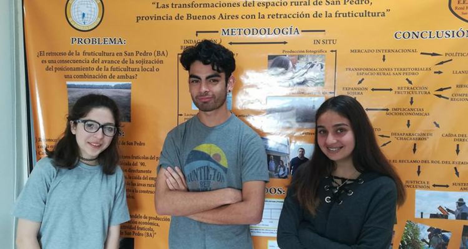 Alumnos en las Olimpíadas de Geografía