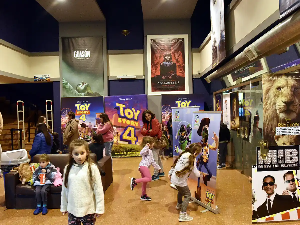 Chicos y grandes salieron a disfrutar de las vacaciones de invierno