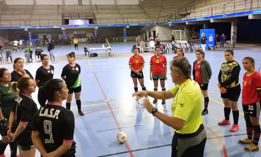 Se pone en marcha la Liga Municipal de Futsal Miss 30