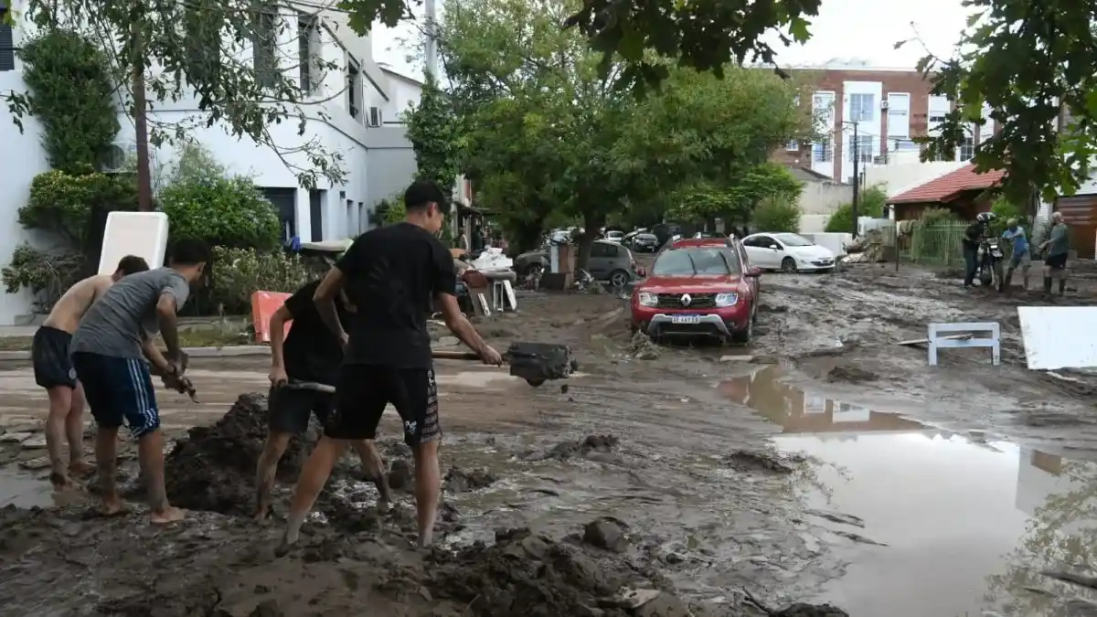 Alerta amarilla por tormentas en Bahía Blanca: se esperan lluvias y ráfagas de hasta 65 km/h