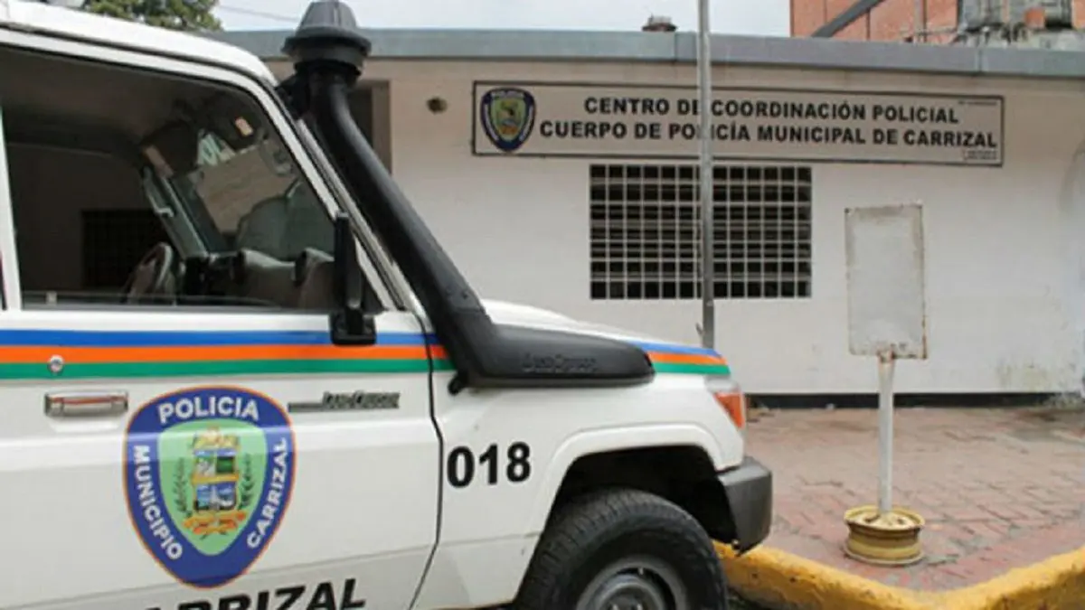 Investigan a 10 policías en Miranda por ayudar a fugarse a hombre que violó a su hijastra