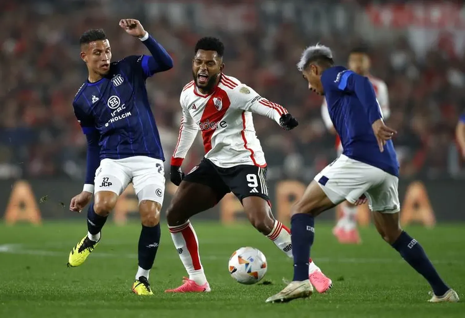 La SuperCopa Internacional entre River y Talleres se jugará en Paraguay