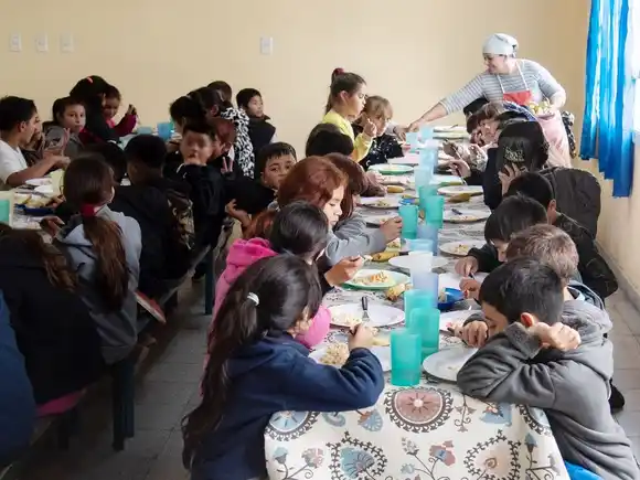 Continúa la capacitación para cocineros de comedores escolares