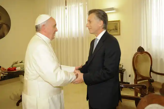 “Serenidad, paz y respeto mutuo": los deseos del Papa a Macri por el 25 de mayo