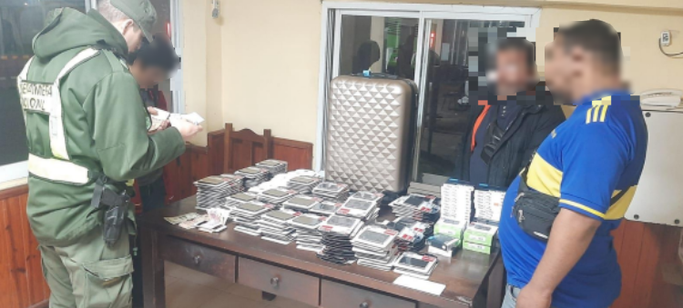 Incautaron mercadería electrónica y paquetes de cigarrillos valuados en más de $6.000.000