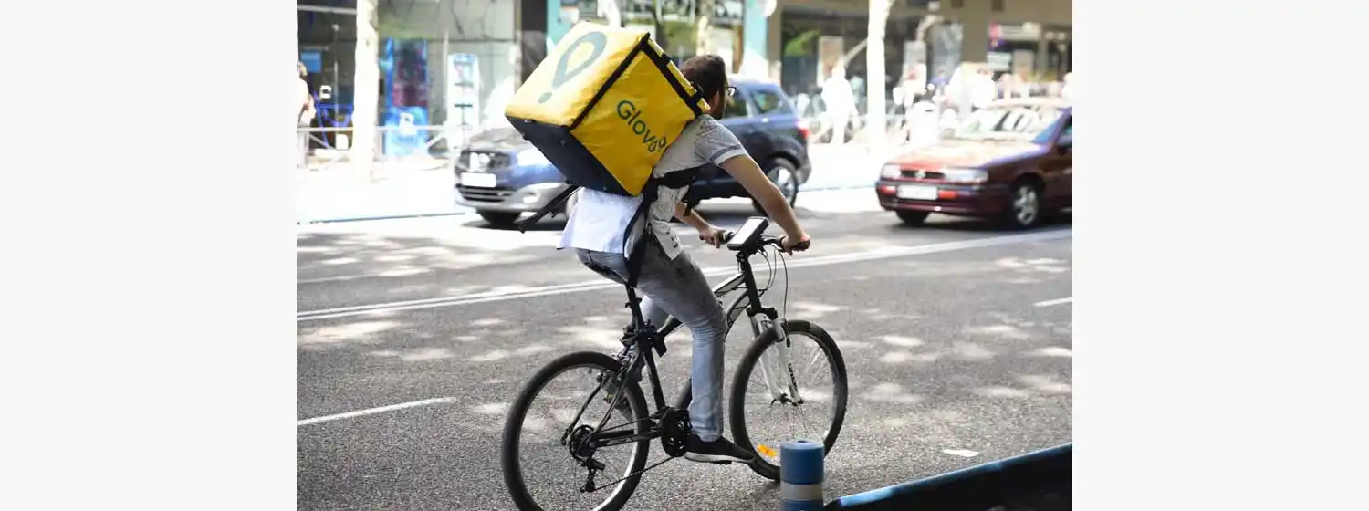 Aplicaciones: el "empleo del futuro” con presente precarizado