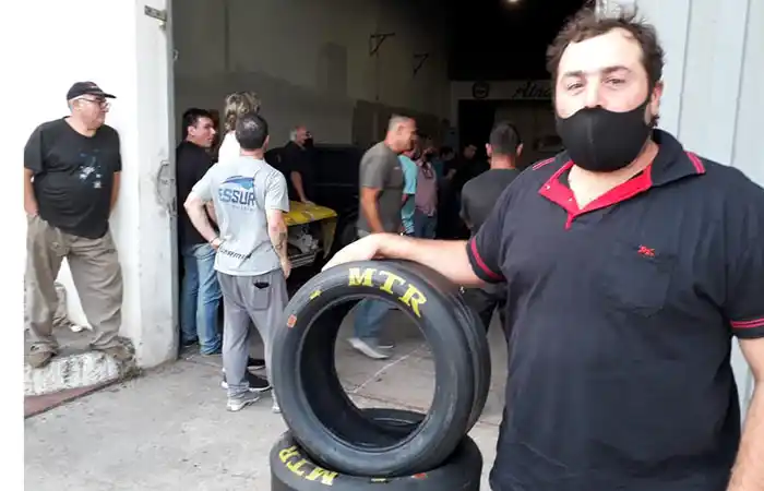 Neumáticos para el torneo de APSE