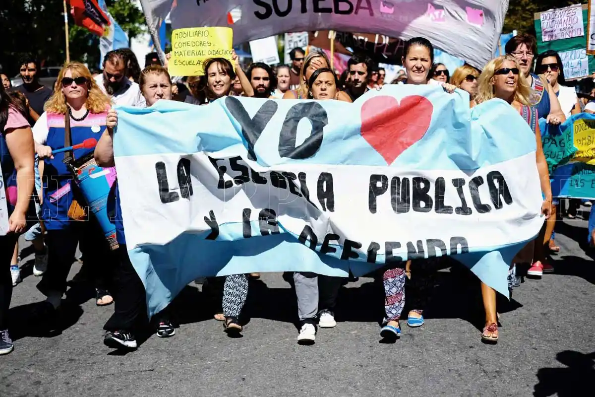 Casi 700 marplatenses participarán de la Marcha Federal Educativa