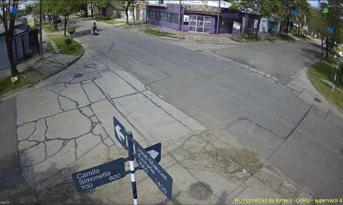 Nueva cámara de seguridad instalada en la esquina de Estrada y Simoneta (barrio Villa Podio)