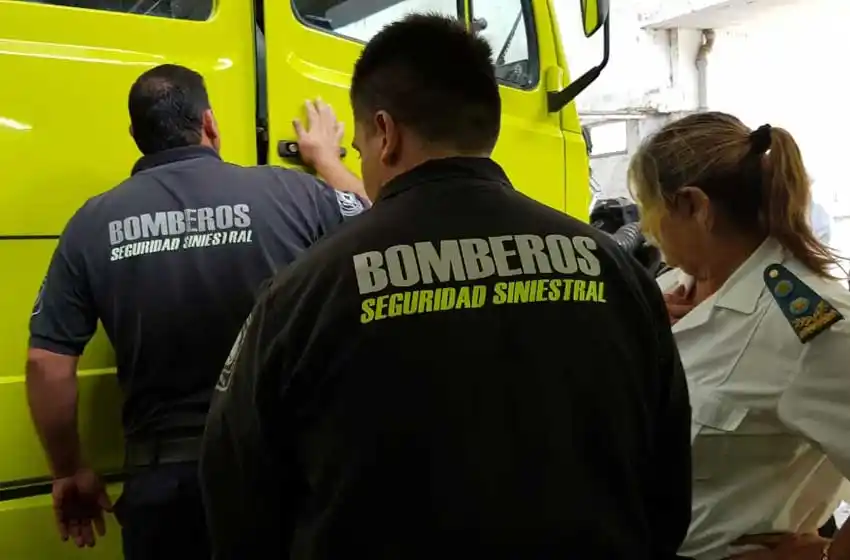 Incendio en Fonavi: tres personas debieron ser hospitalizadas