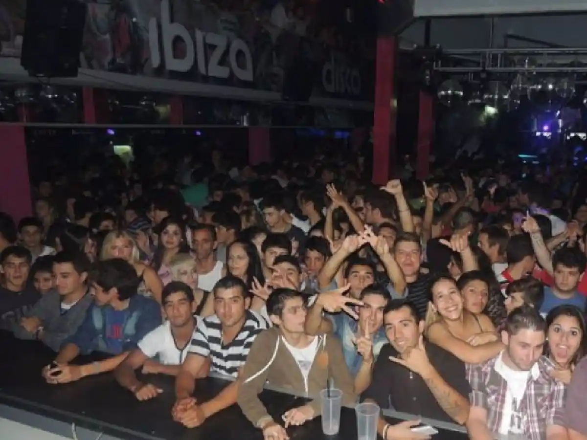Límite de ingreso a locales nocturnos: cierra boliche y otros rubros se ven afectados