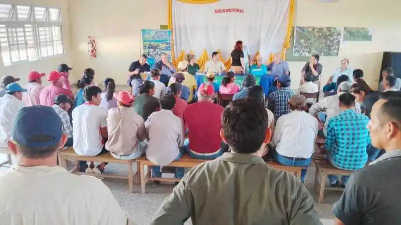 Río Muerto y La Rinconada: Exitosas jornadas 
informativas sobre el bañado La Estrella