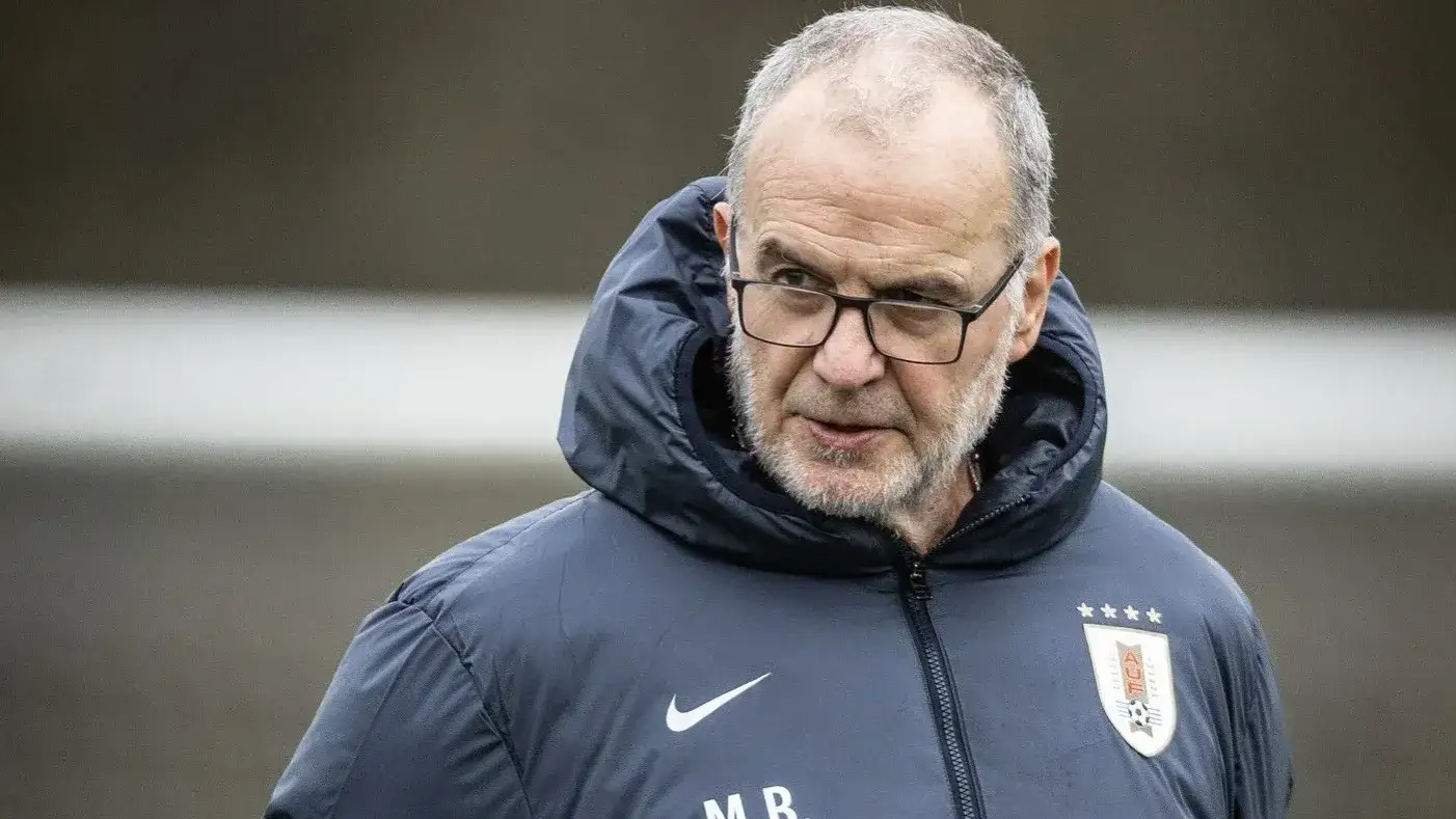 Bielsa, DT del seleccionado uruguayo.