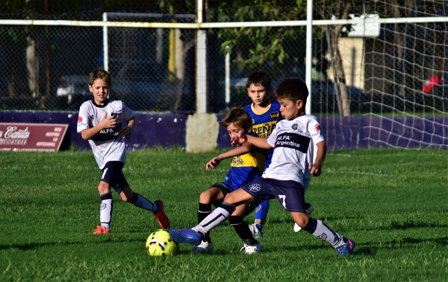 Baby futbol