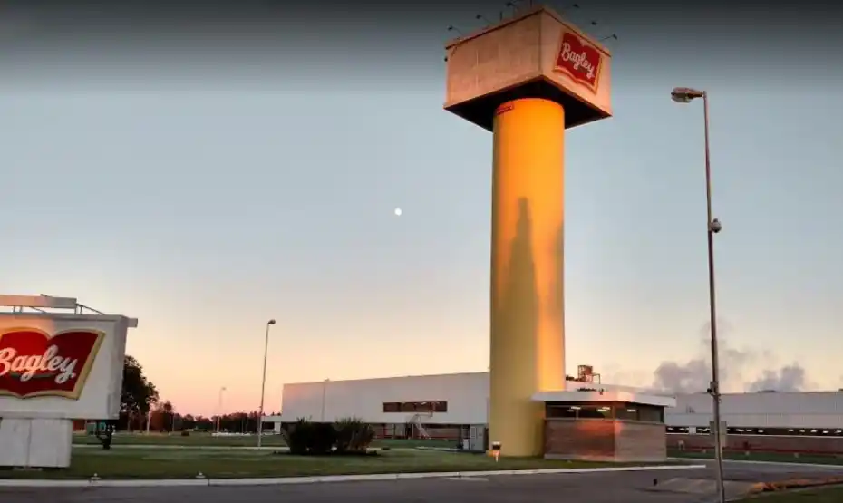 Preocupación en la planta de Bagley en Salto: Vacaciones forzadas para 1.300 trabajadores 