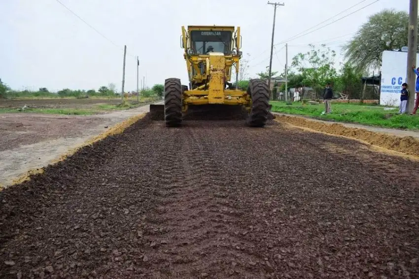 Intensos trabajos municipales en barrios de la ciudad