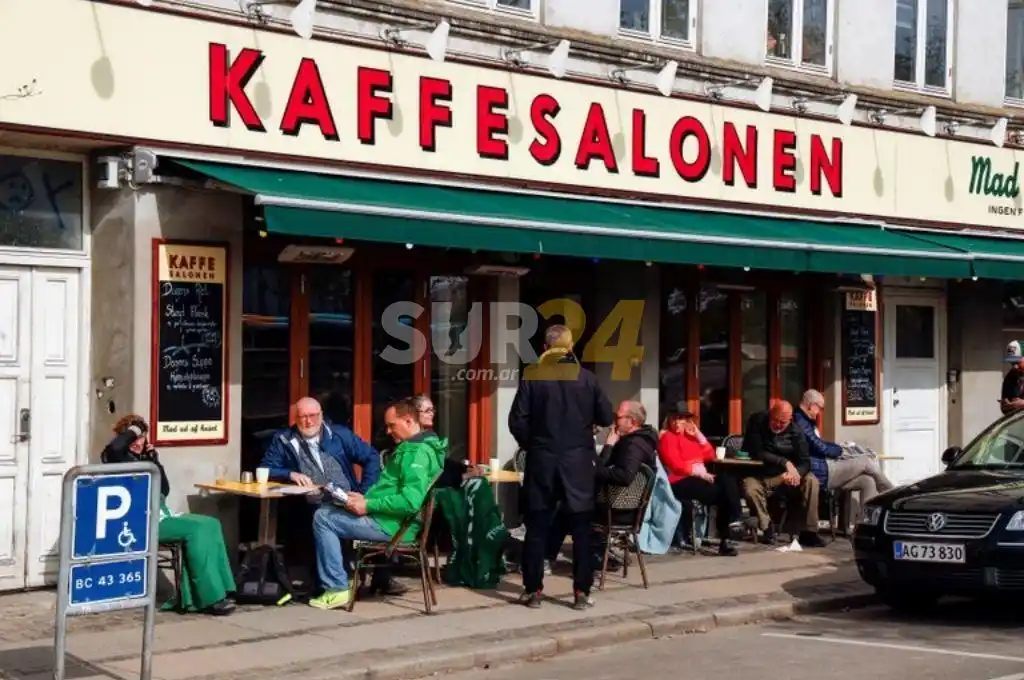 Dinamarca eliminará el uso obligatorio de mascarillas en espacios cerrados