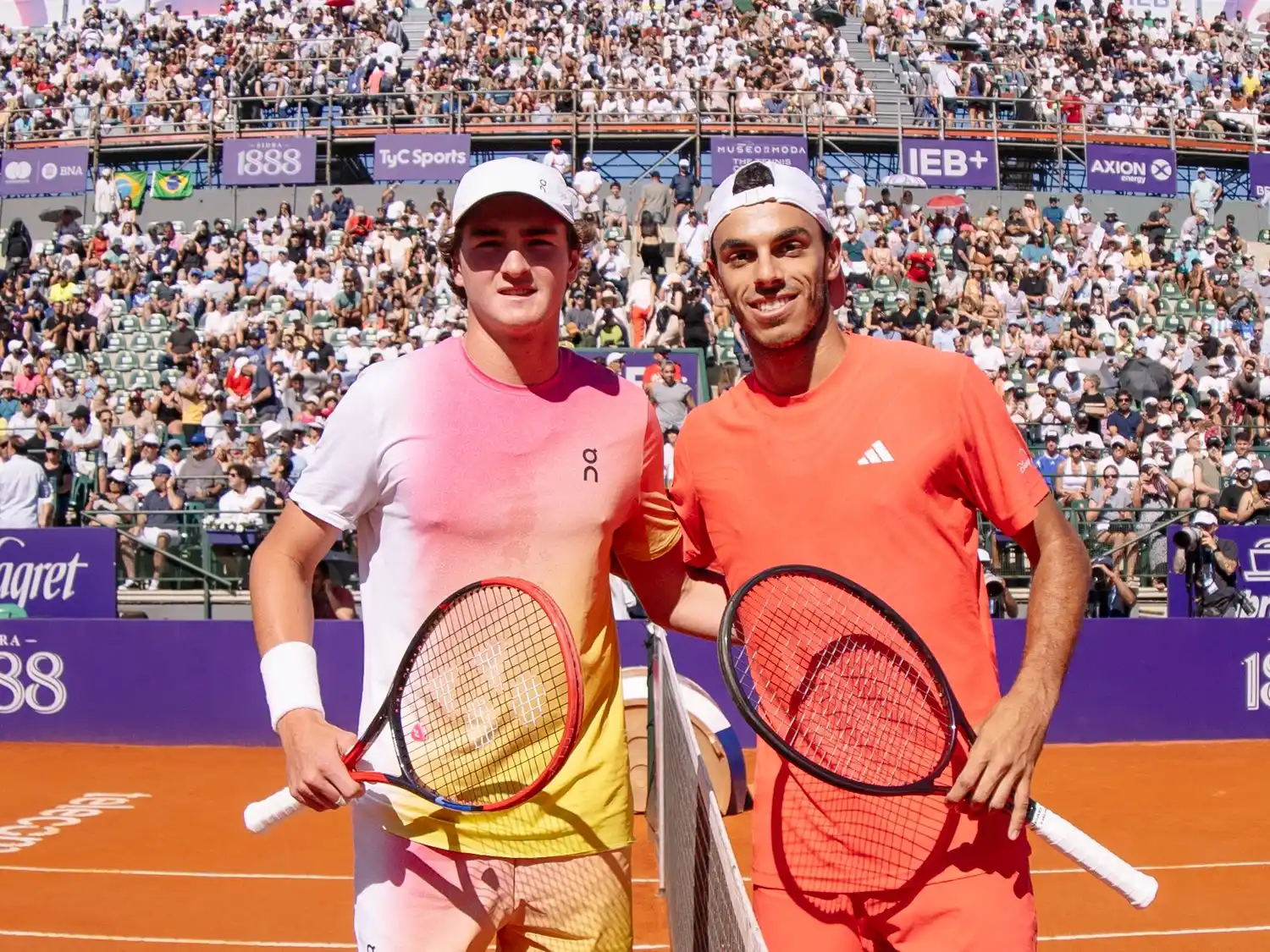 El Court Guillermo Vilas colmado. Francisco Cerúndolo cayó frente a Joao Fonseca en la final del Argentina Open 2025