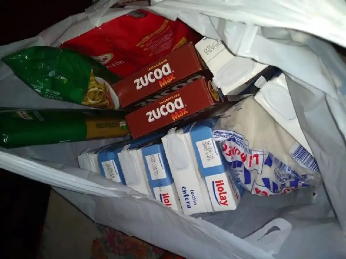 En memoria de Graciela Magario las filiales de fútbol de la ciudad reciben donaciones de leche