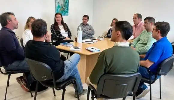 La Diplomatura en Crianza Avícola suma aportes institucionales para su fortalecimiento