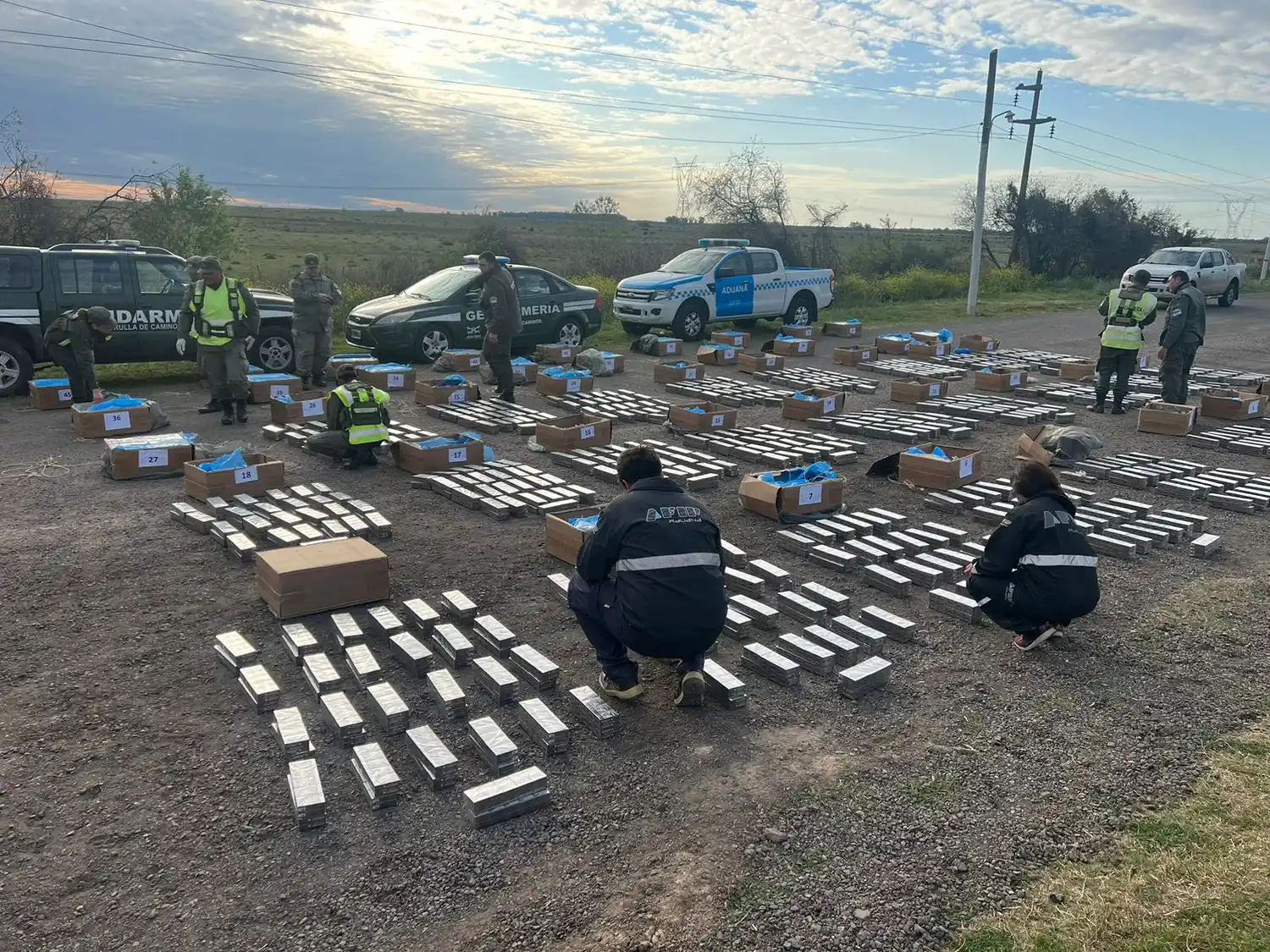 Evitaron el contrabando de más de 22 mil atados de cigarrillos en la Ruta 12 a la altura de Gualeguaychú