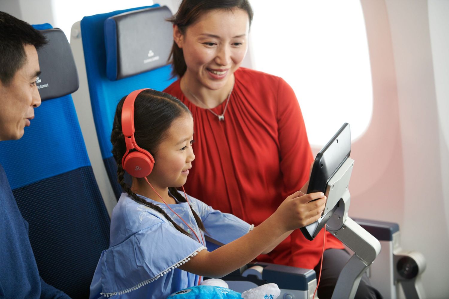 Recomendaciones de KLM a la hora de viajar con niños 