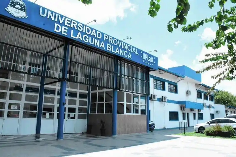 UPLaB: Cursantes están en la 5:ª semana del 
cursillo introductorio de Medicina y Enfermería